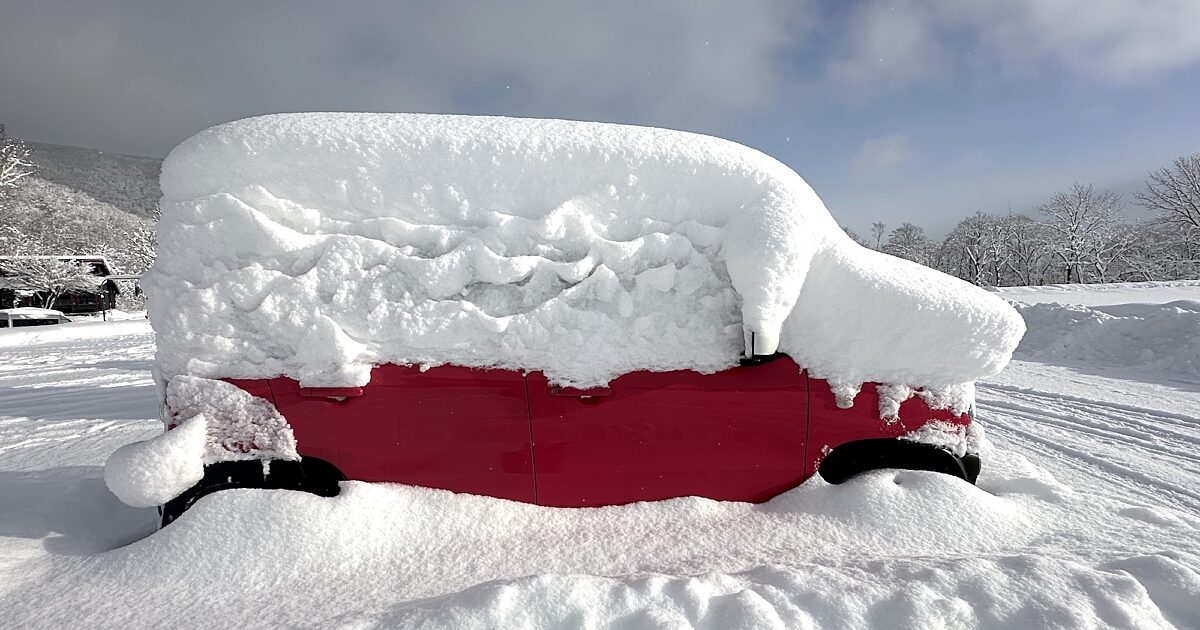 北海道の雪 岩見沢 観測史上一番の積雪 雪かきで疲弊【HTB北海道ニュース